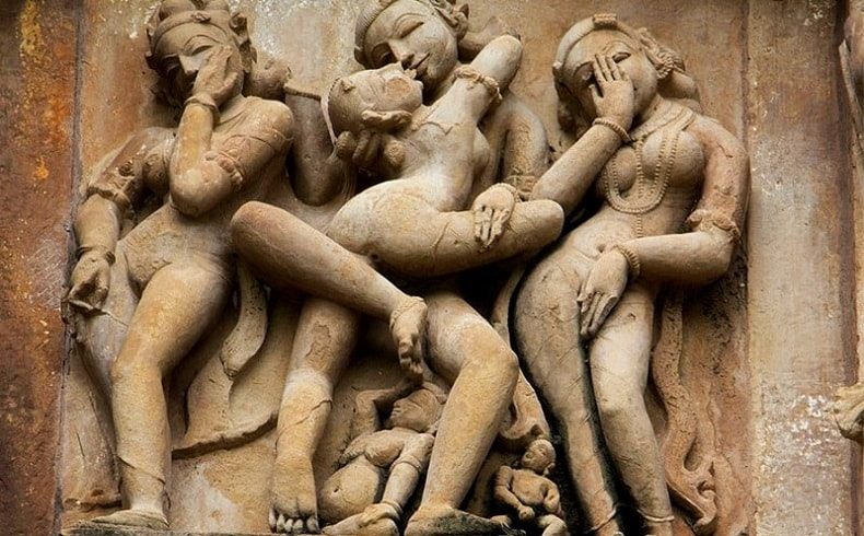 Karmasutra for threesomes