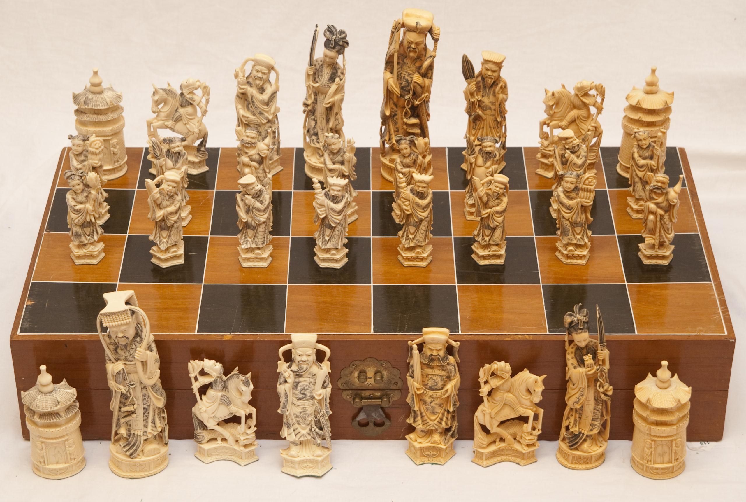 Collision recomended 32 antique asian chess chinese style wooden