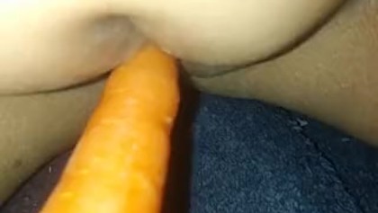 Irina fucks carrot