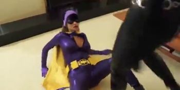 Magnet reccomend batgirl robin foot smell