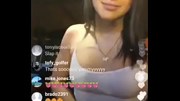 Real friend twerking flashing instagram live