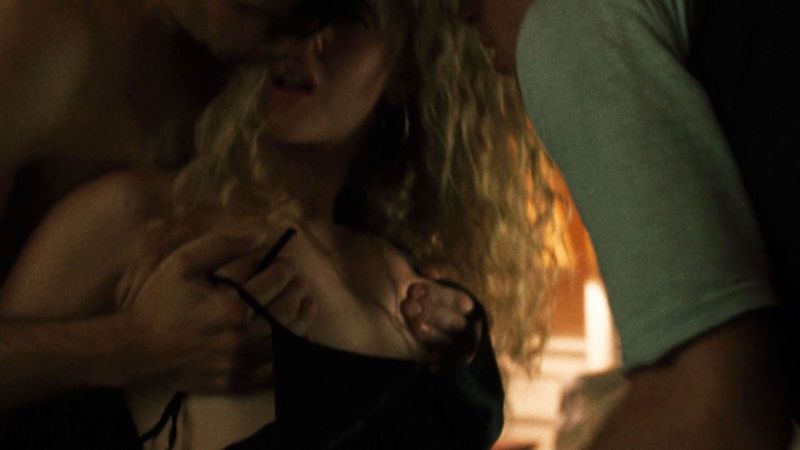 Butterfly recomended juno temple blonde teen perky boobs