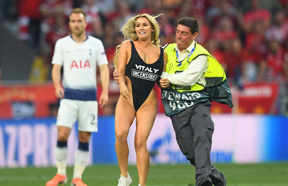 Sexy girl streaker champions league final