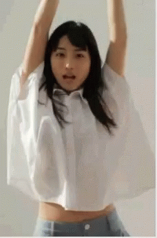 Sexy asian girl dance shower