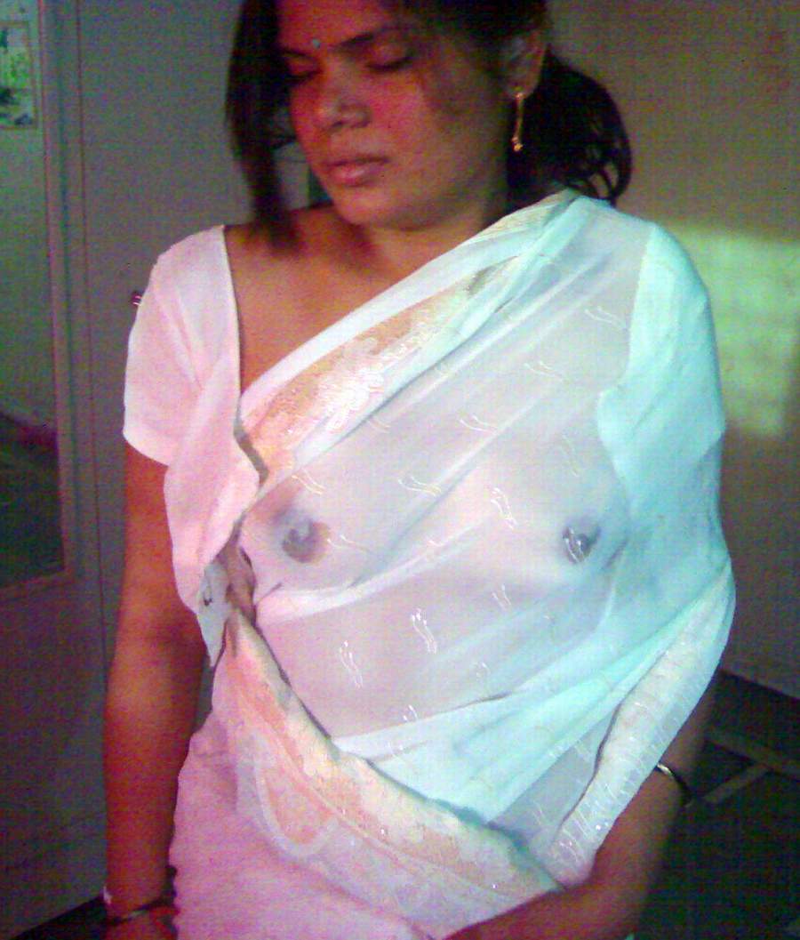 Bhabi white saree nude hindi picss