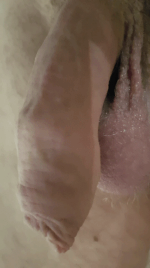 Louis-Vuitton reccomend fucking webcam slut with small dick