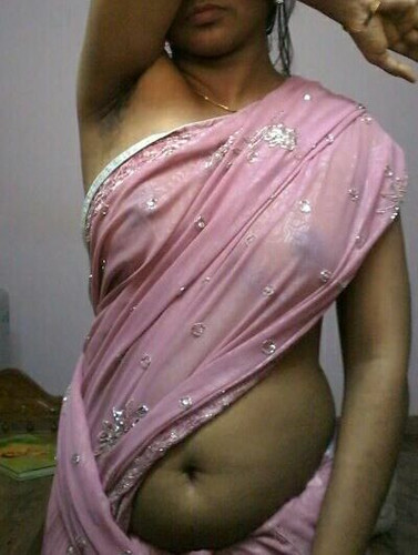 Saree tamil aunty